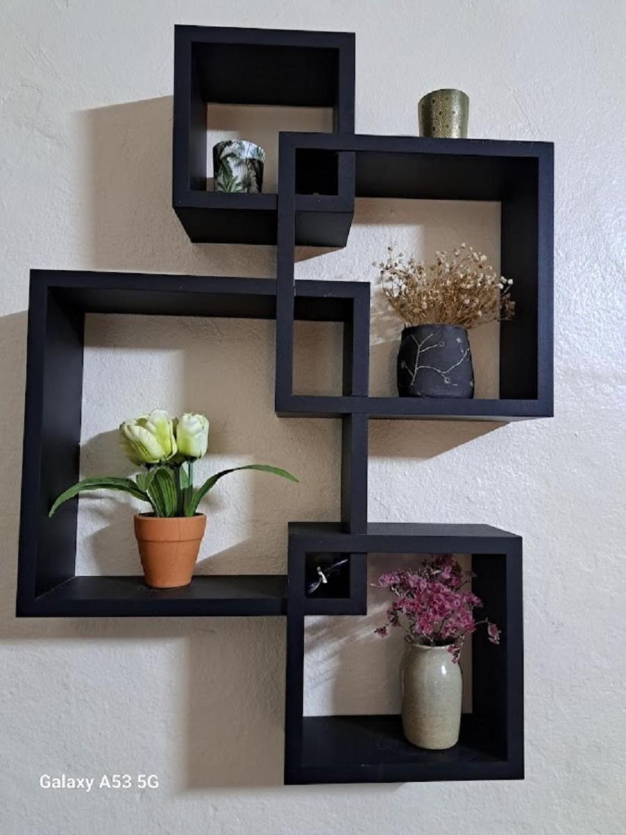 The Pomegranate Apartment